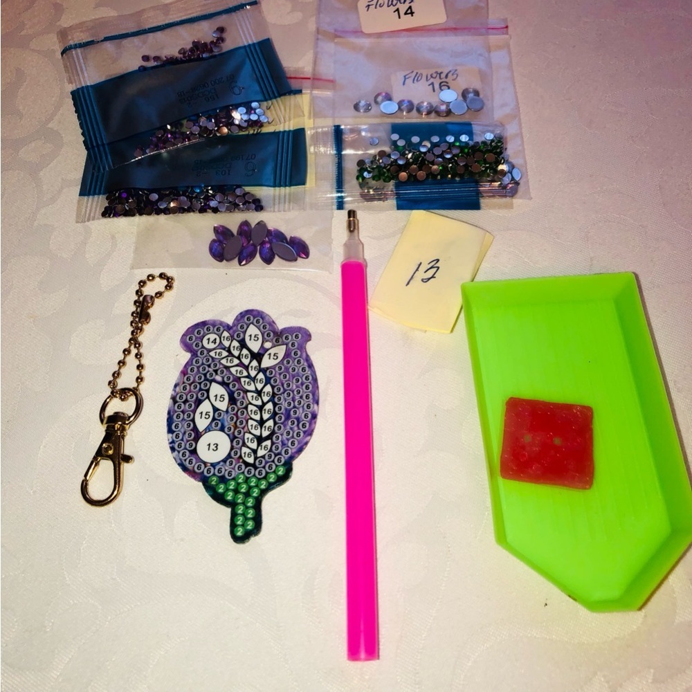 ๐4/$25 DIY Diamond Painting Crystal Tulip Keychain/Purse Charm Kit Complete - Picture 2 of 7